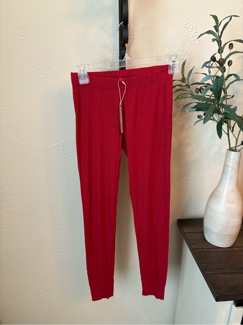 SKIMS Red Leggings